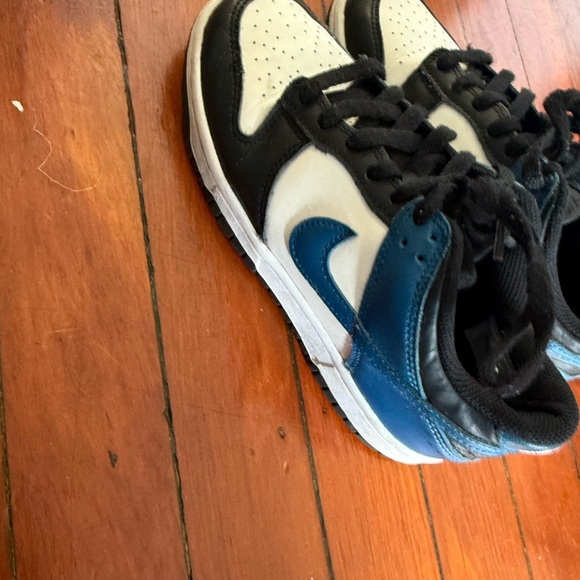 Nike Black and Blue Dunks - Picture 4 of 6